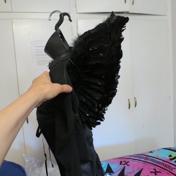 Fallen Angel Women's Costume-includes accessories - Picture 9 of 12